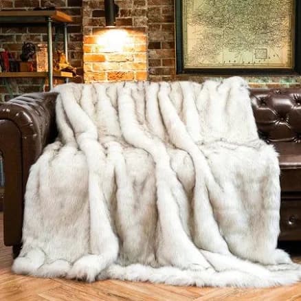 Battilo Home Luxury Fox Faux Fur Throw Blanket