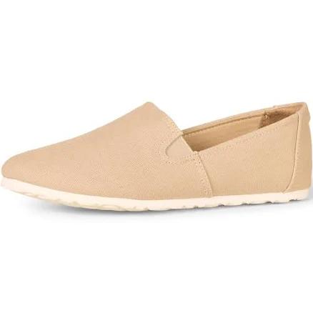 Amazon Essentials Women's Casual Slip-On Canvas Flat