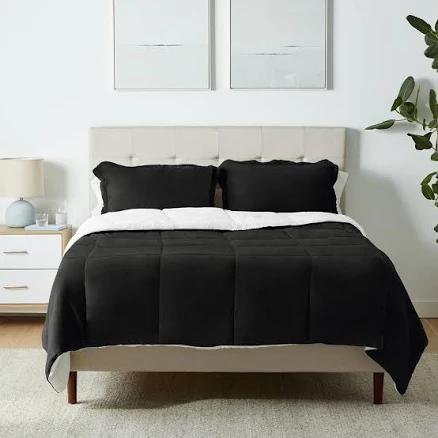 Amazon Basics 3 Piece Bedding Set, Micromink Sherpa, Ultra-Soft, Warm All Season Comforter, Full/Queen, Black, Solid