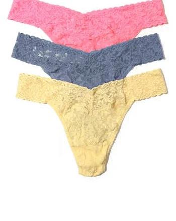 Hanky Panky Women's Signature Lace Original Rise Thongs (3-Pack)