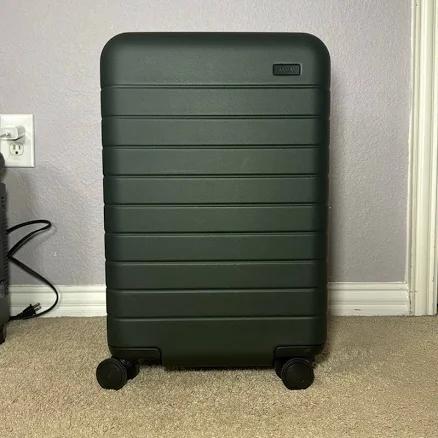 Away Dark Green Carry-on Suitcase