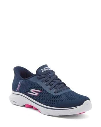 SKECHERS Women's Go Walk Slip-On Sneaker
