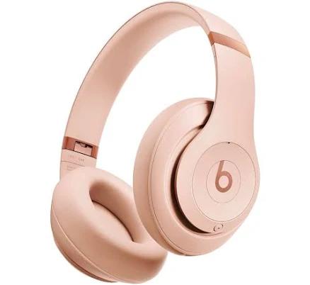 Beats Studio Pro x Kim Kardashian