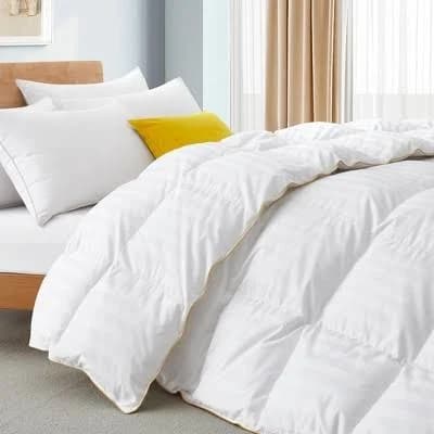 Puredown Premium White Goose Down Comforter Duvet Insert, Luxury and Comfort in One, Twin