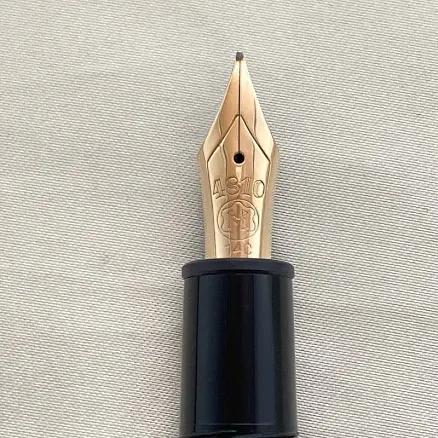 Vintage Montblanc Fountain Pen Meisterstuck 146 14c (near Mint)