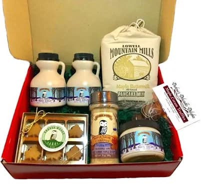Barred Woods Maple Products Deluxe Vermont Maple Syrup Gift Box