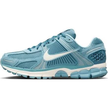 Nike Men's Zoom Vomero 5 Shoes