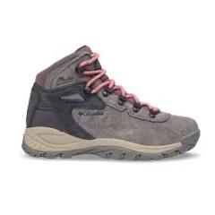 Columbia Women's Newton Ridge Plus Waterproof Amped