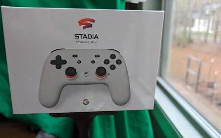 Google Stadia Premiere Edition - Ultra White (with Chromecast Ultra) -