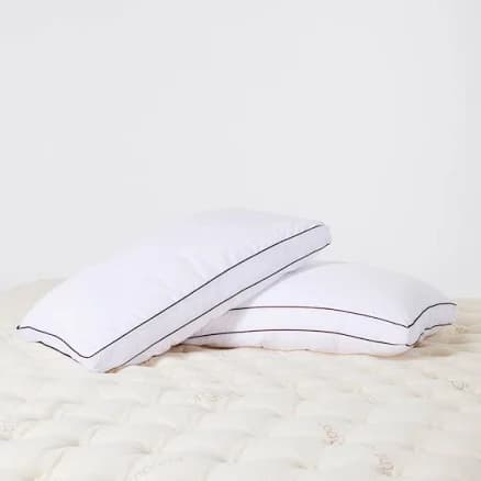 Saatva Latex Pillow