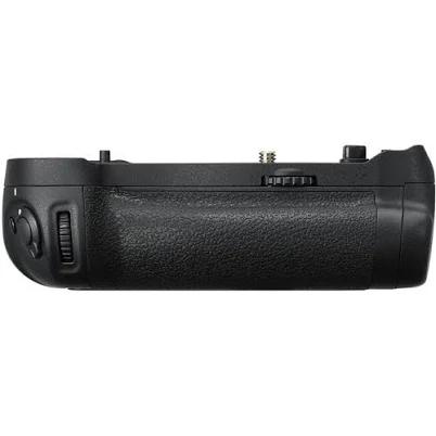 Nikon MB-D18 Battery Grip Bundle for D850 DSLR