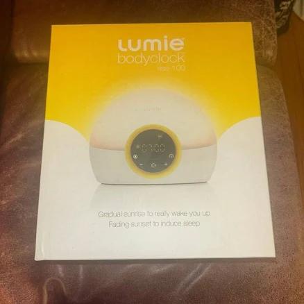 Lumie Body Clock Rise 100 NEW - New Beauty