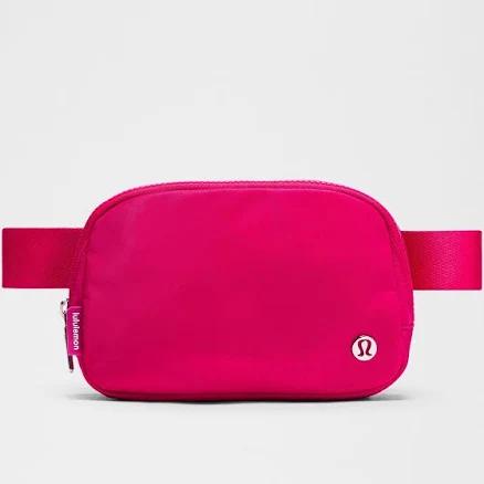 Lululemon Everywhere Belt Bag