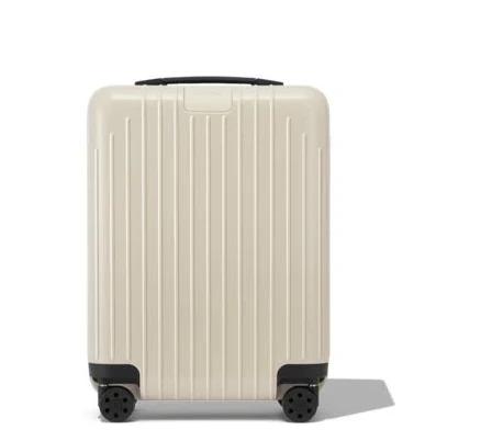 Rimowa Essential Lite