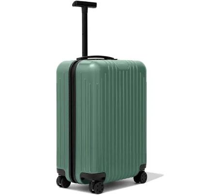 Rimowa Essential Lite