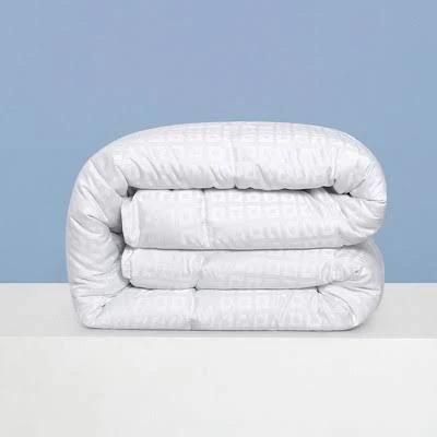 Peace Nest All Seasons Essential Down Alternative Comforter