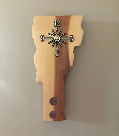 Vermont State Quarter Clock. Handmade. Clocks can be made from pine, red cedar, oak, cherry and black walnut.