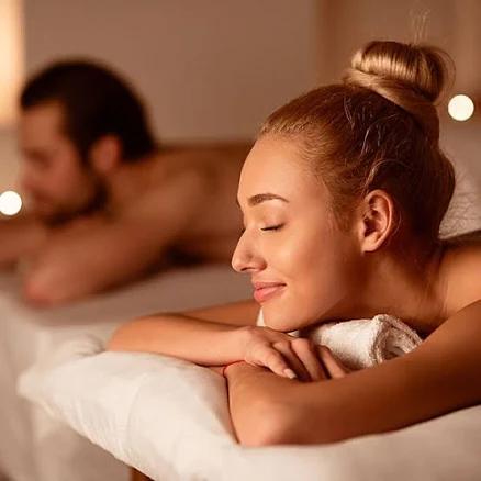 Ultimate Couples Spa Experience with Sparkling Cider | Spa Packages | Spa Weekends | Nevada | Las Vegas | Virgin Experience Gifts