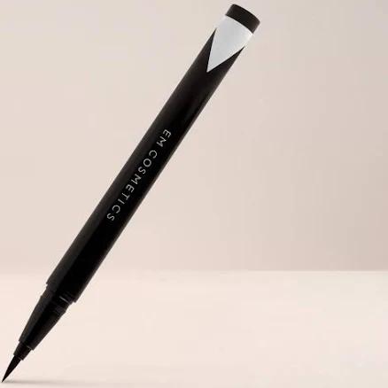 EM Cosmetics Brush Tip Eyeliner