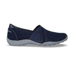 Women's Skechers Relaxed Fit Breathe-Easy Swayful Slip-On Shoes