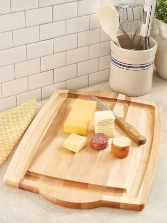 The Vermont Country Store Vermont Farmhouse Carving Board