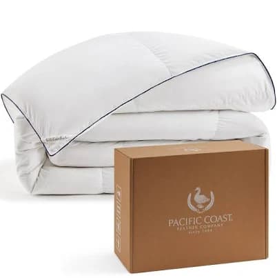 Pacific Coast Comforter Goose Down Fiber White Fluffy Bedding Comforter with Storage Bag