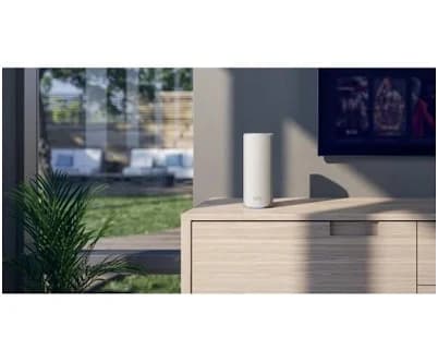 Netgear Orbi 770 Series RBE772 - Wi-Fi System - (router, extender) - Up to 5,500 Sq.ft - Mesh 1GbE, Wi-Fi 7 - Multi-Band