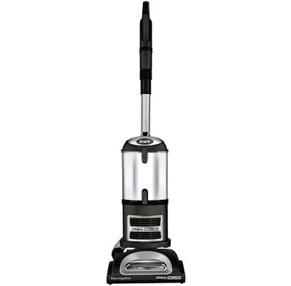 Shark Navigator Lift-Away Deluxe Upright Vacuum UV440