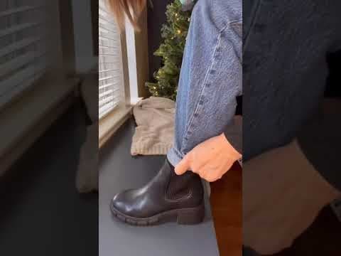 How To Wear Your Wide Leg Jeans With Boots | Jeans Hacks #shorts #fashion #outfit #jeans #hack