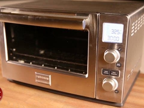 First Look - Frigidaire Professional 6-Slice Convection Toaster Oven