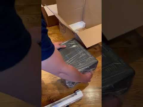 Balmuda The Toaster Unboxing | Japanese Design Perfect Steam Oven Toaster?  Worth it?